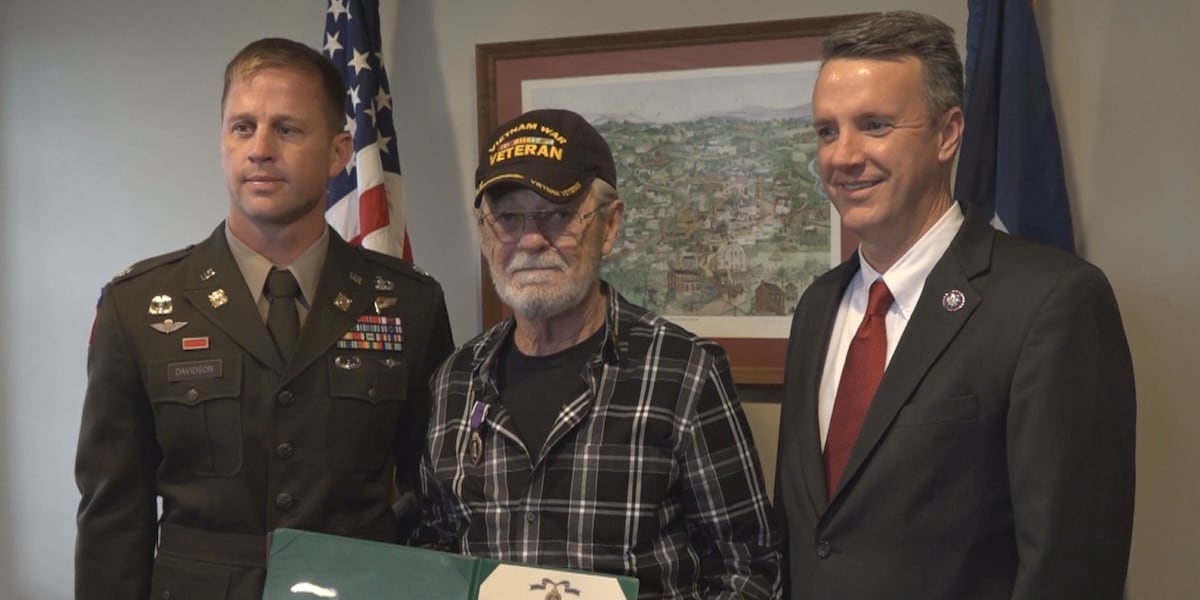 Patrick Cubbage Harrisonburg Vietnam Veteran receives Purple Heart after 53 years of ...