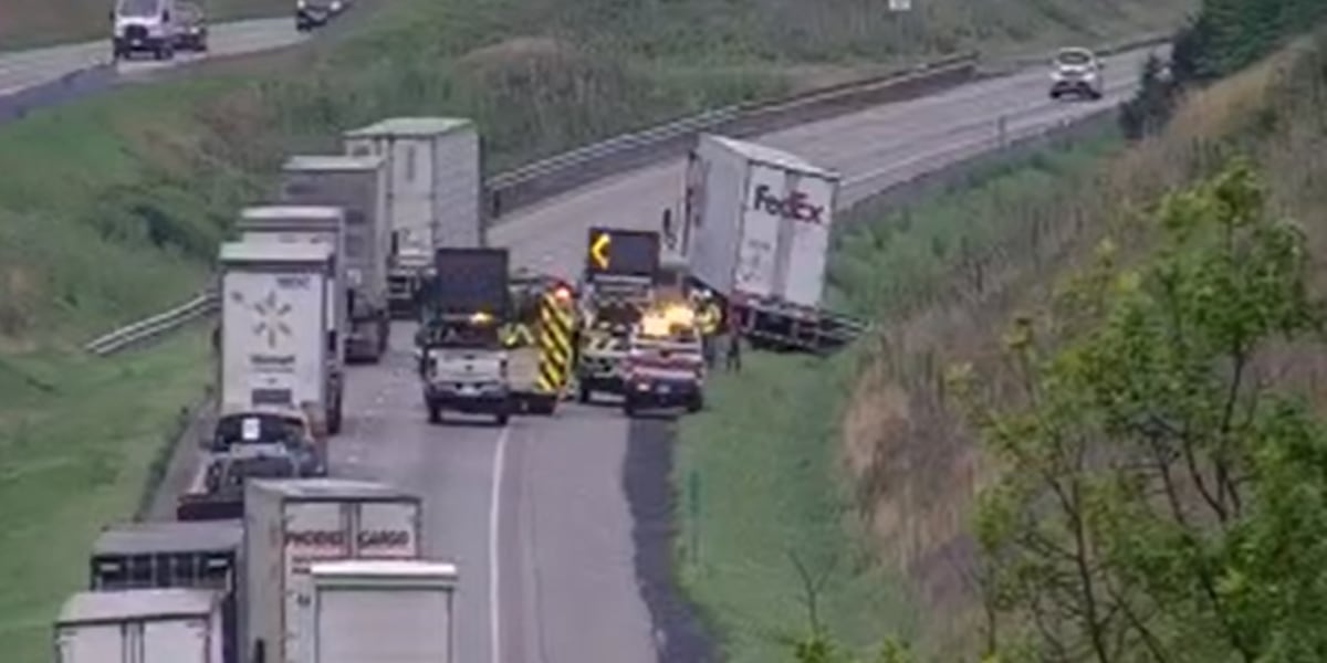 Tractor trailer crash causes backups, closes lanes on I-81 in Augusta County