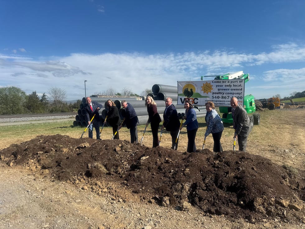 There was a special visitor in the valley this morning: Gov. Abigail Spanberger, making stops...