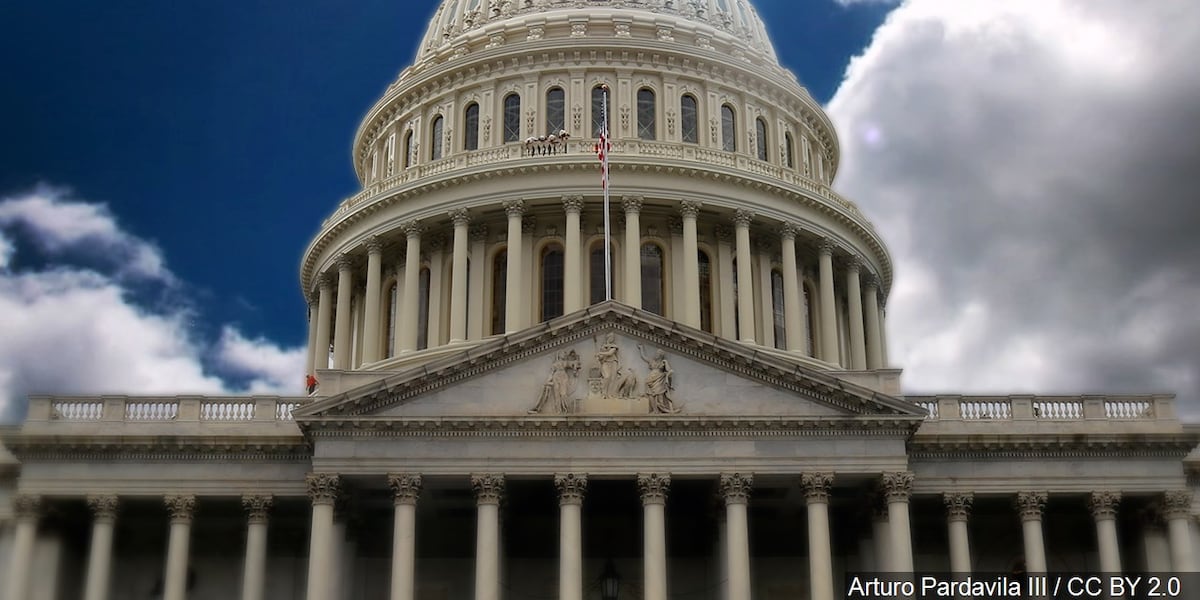 House of Representatives approves Stop Insider Trading Act; bill heads to Senate