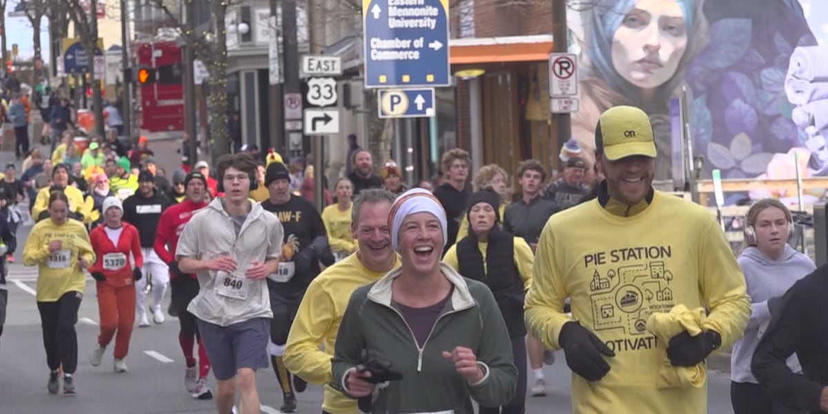 Thousands gather in Harrisonburg for Rocktown Turkey Trot