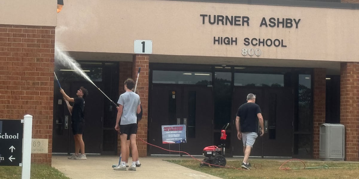 Turner Ashby High School students help local communities during Day of