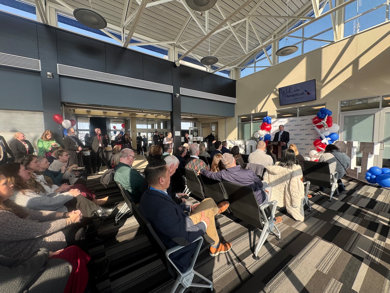 general aviation - fly shd Images High Quality Grahic SHD welcomes new airline with direct flights to Chicago, Charlotte