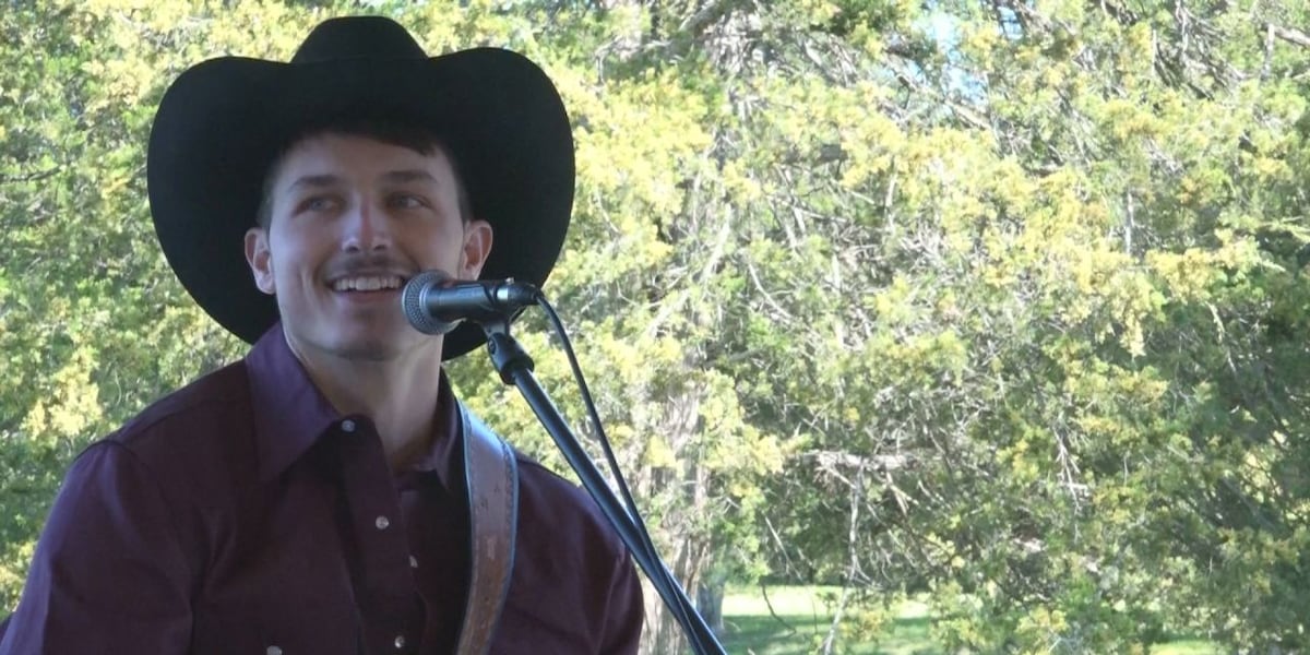Spencer Hatcher performs after accident, announces record label deal ...