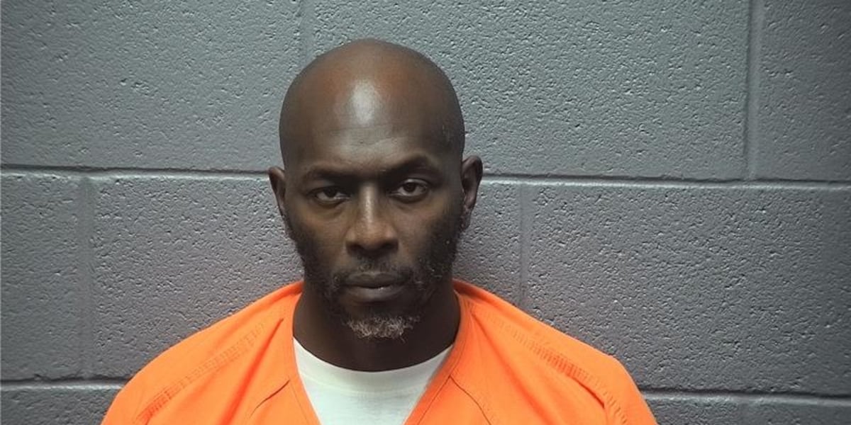 Harrisonburg man suspected of distributing narcotics arrested after pursuit