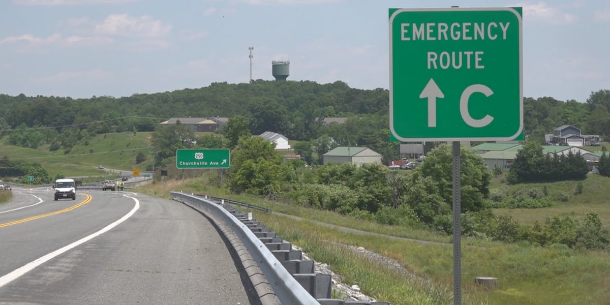 Route Drive Sign New emergency route signs installed on roadways near Staunton