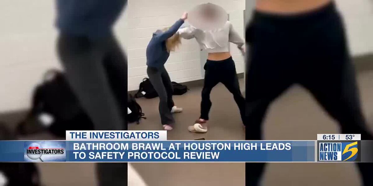 black dress girl fight in bathroom Bullies Humiliate New At Prom, Unaware She Is Ruthless Boxer Three girls suspended after deadly